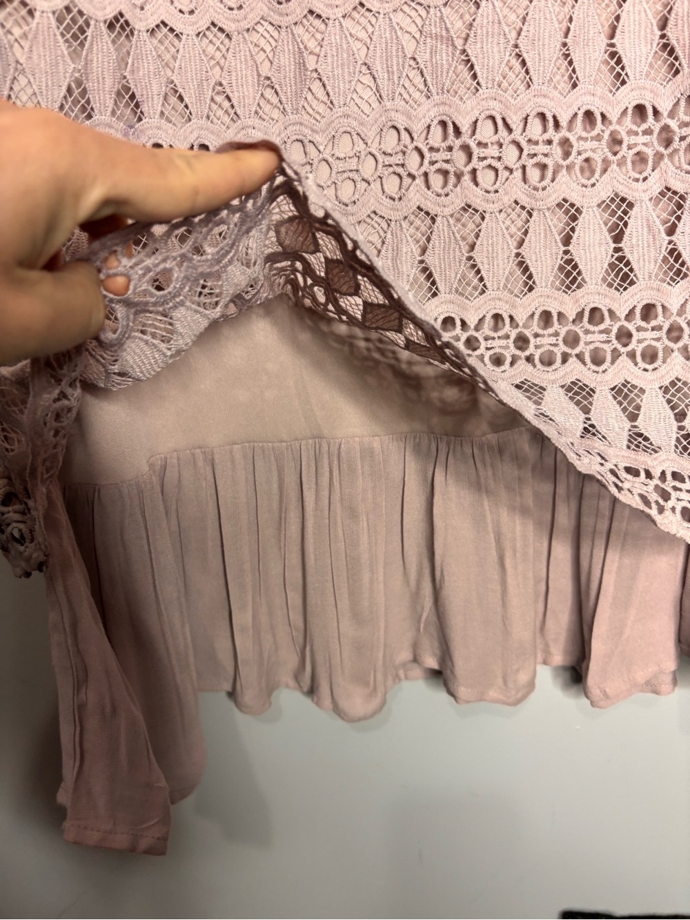 Orange Creek Mauve Lace Short Sleeve Layered Shift Midi Dress, size L - Picture 6 of 15